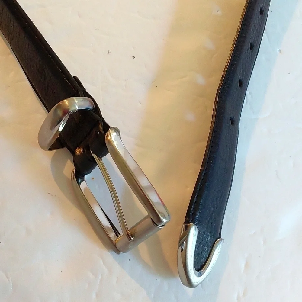 MENS Dockers Belt Premium leather Silver TIP/ Silver Buckle  Minimalist Sz.34